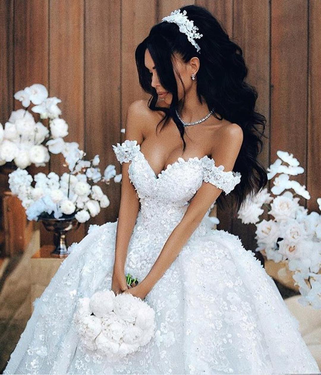 Off The Shoulder Appliques Luxury Wedding Dresses Princess Ball Gown Sexy Bride Dress 2018-newarrivaldress