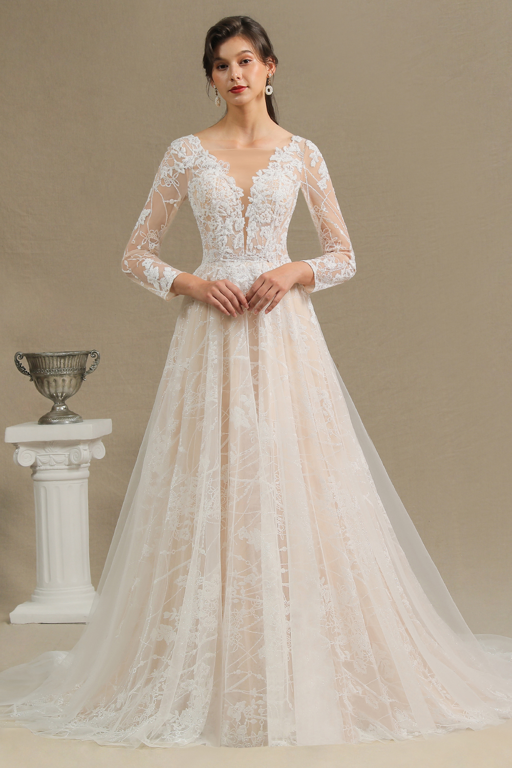 Glamorous Ivory Lace Appliques Wedding Dress Tulle Long Sleeve Bridal Gowns-newarrivaldress