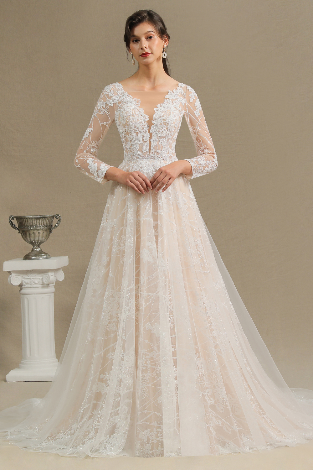 Glamorous Ivory Lace Appliques Wedding Dress Tulle Long Sleeve Bridal Gowns-newarrivaldress
