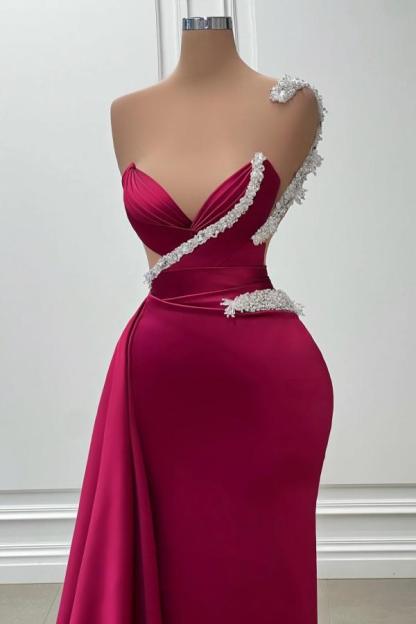 Charming Burgundy Ruched Satin Sheath Prom Dress Sparkly Crystals Bodycon Party Dress with Sweep Train-newarrivaldress