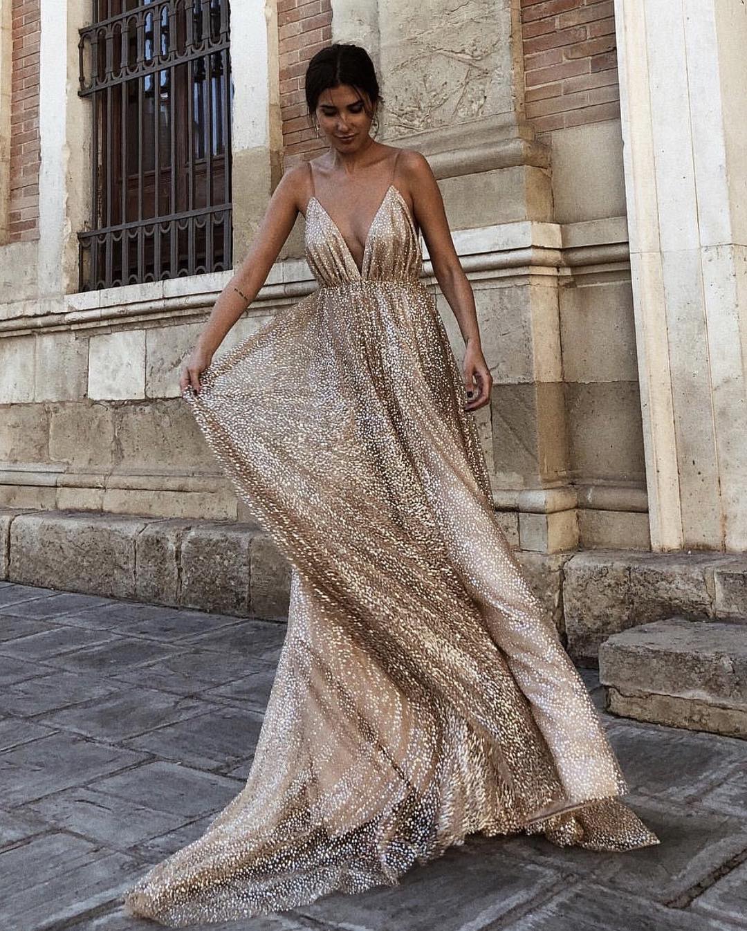 Glamorous Sequins A-Line Long Prom Gowns | 2021 Spaghetti Straps V-Neck Evening Dress-newarrivaldress