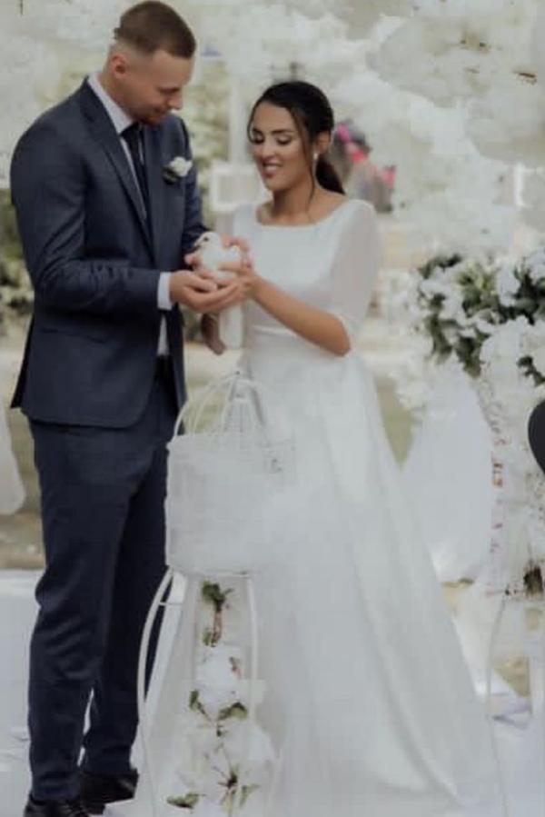 Elegant White Long Sleeves Aline Wedding Dress Simple Garden Bridal Dress for Bride-newarrivaldress