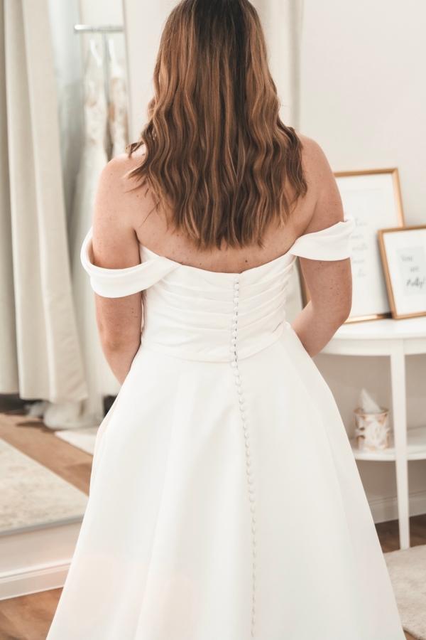 Off-the-Shoulder Ruffle Satin Wedding Dress White Simple Bridal Dress-newarrivaldress