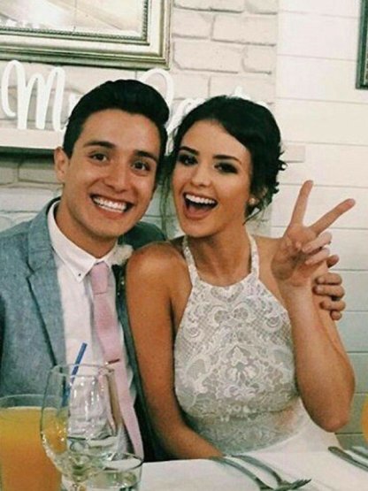 Sexy Lace Sleeveless Tulle Floor Length Bridal Gowns | Sexy Halter Wedding Dresses Online-newarrivaldress