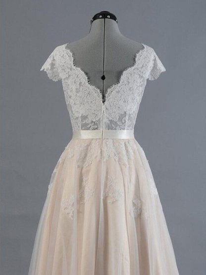 Sweep Train Sexy Sleeveless Bridal Gowns | Appliques Lace V-neck Wedding Dresses-newarrivaldress