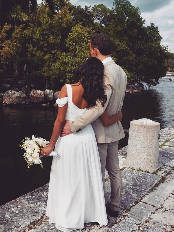 Short Sleeves Ruffles V-neck Straps Bridal Gowns | Floor Length Chiffon Sexy Wedding Dresses-newarrivaldress