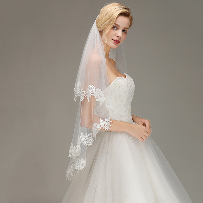 Lace Applique Two Layers Wedding Veils With Comb