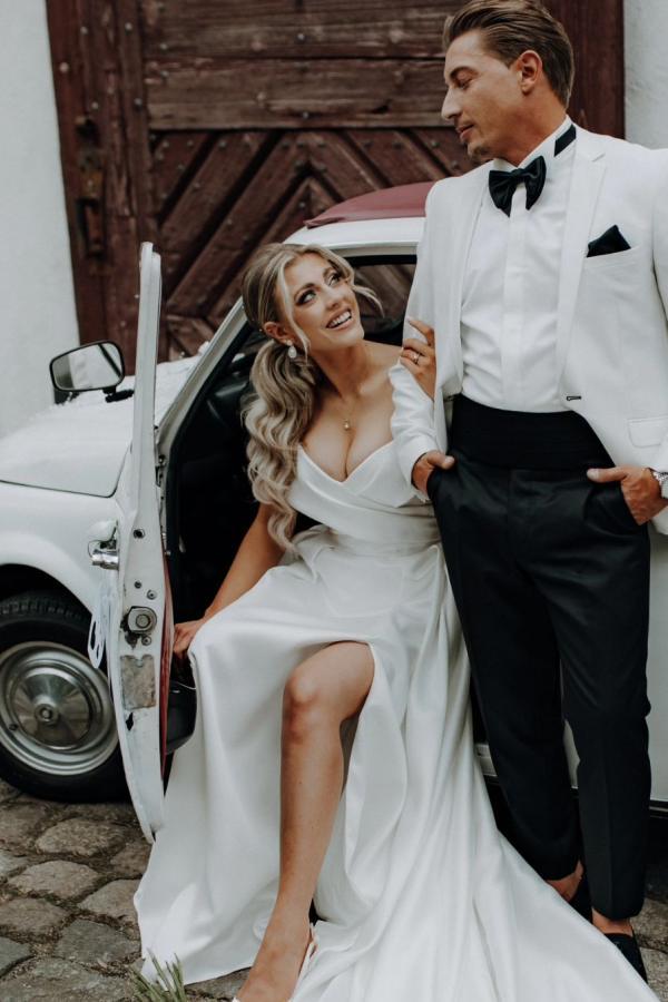 Off-the-Shoulder White Simple Wedding Dress with Front Split-newarrivaldress