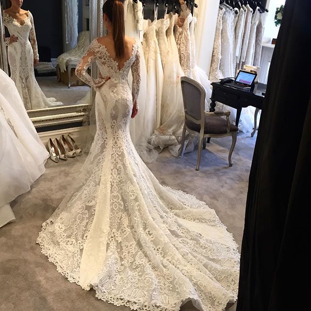 Vintage Lace Sexy Open Back Mermaid Wedding Dresses with Sleeves with Court Train-newarrivaldress
