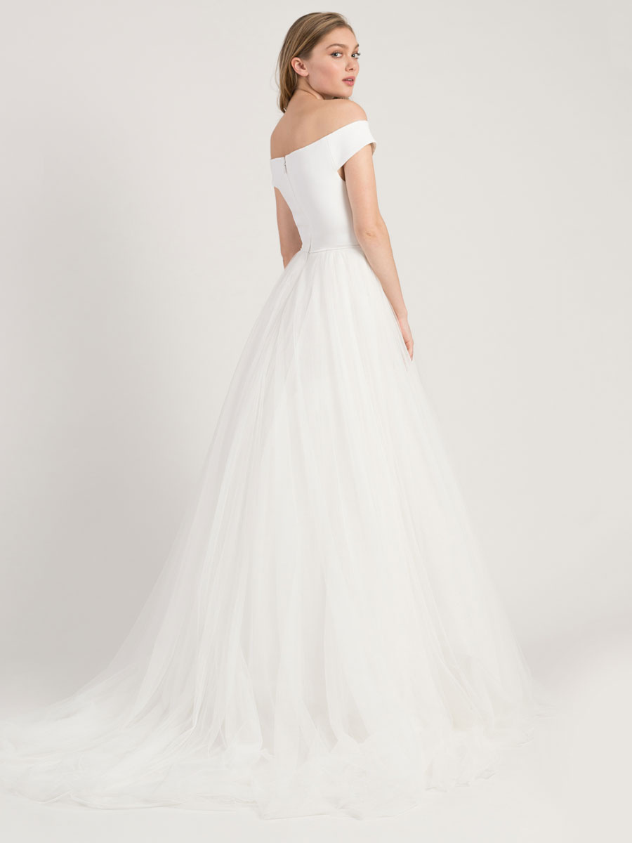 White Simple Wedding Dress A-Line Bateau Neck Off-Shoulder Sleeveless Natural Waistline Pleated Tulle Bridal Dresses-newarrivaldress