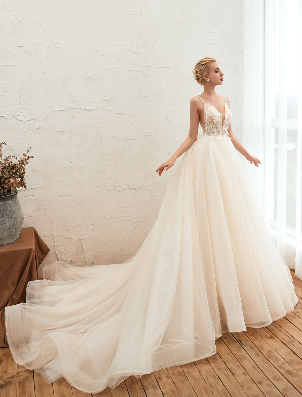 Wedding Dress 2021 A Line V Neck Sleeveless Natural Waist With Train Tulle Bridal Gowns-newarrivaldress