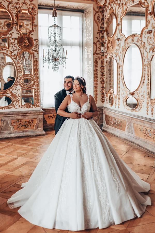 Gorgeous Sweetheart A-line Ball Gown Spaghetti Straps Wedding Dress-newarrivaldress