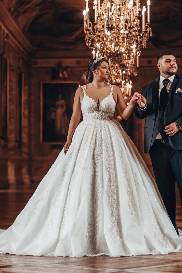 Gorgeous Sweetheart A-line Ball Gown Spaghetti Straps Wedding Dress-newarrivaldress