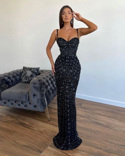 Chic Sleeveless Mermaid Beading Spaghetti Strap Black Prom Dress
