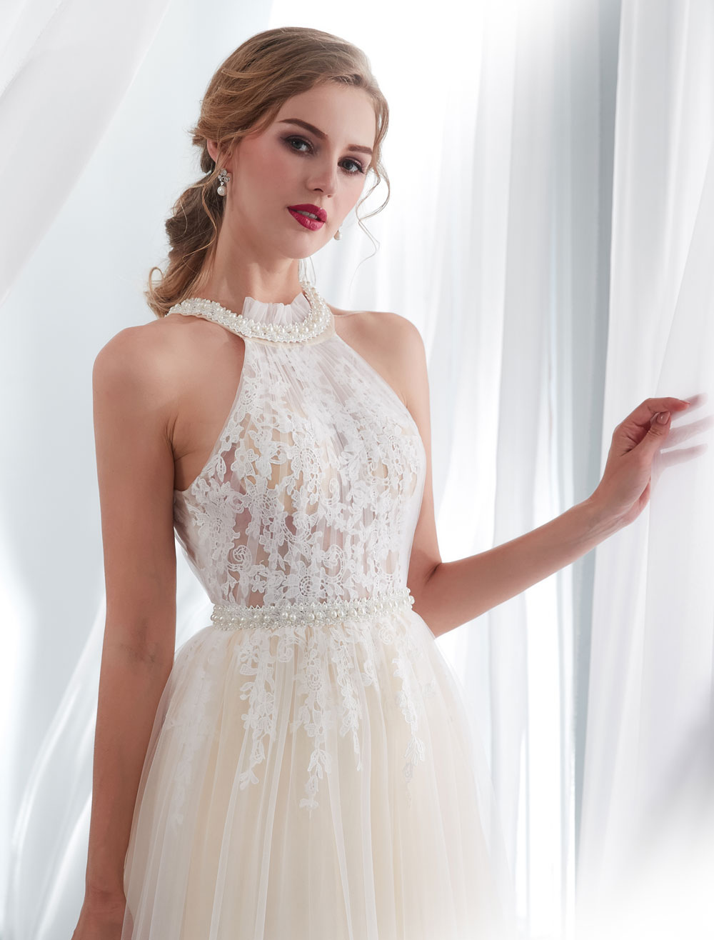 Beach Wedding Dresses Halter Champagne Lace Tulle Beaded Flowers Bridal Gowns With Train-newarrivaldress