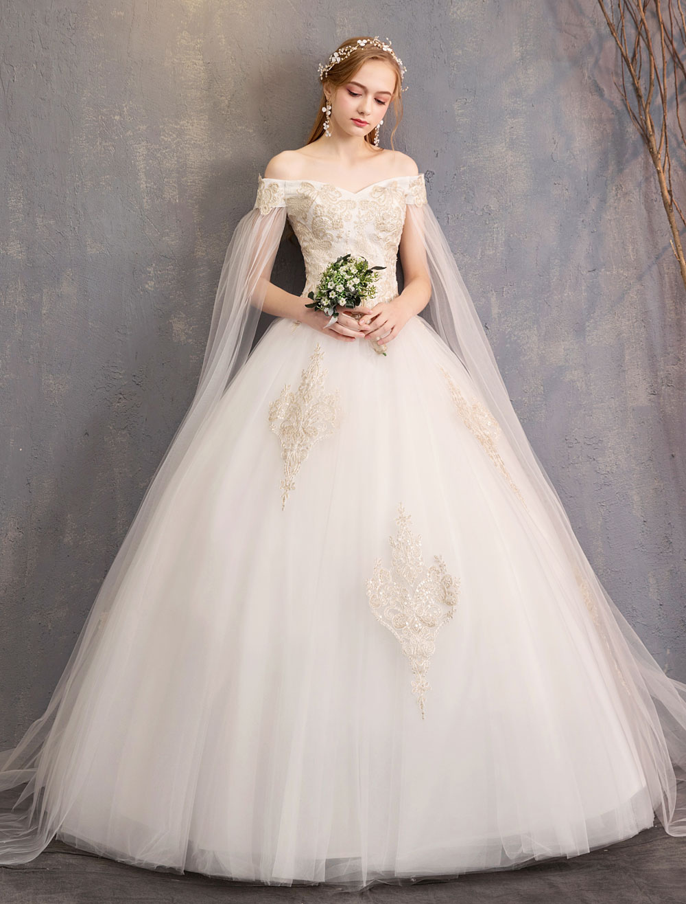 Wedding Dresses Tulle Off-The-Shoulder Short Sleeve Lace Applique Princess Bridal Gown