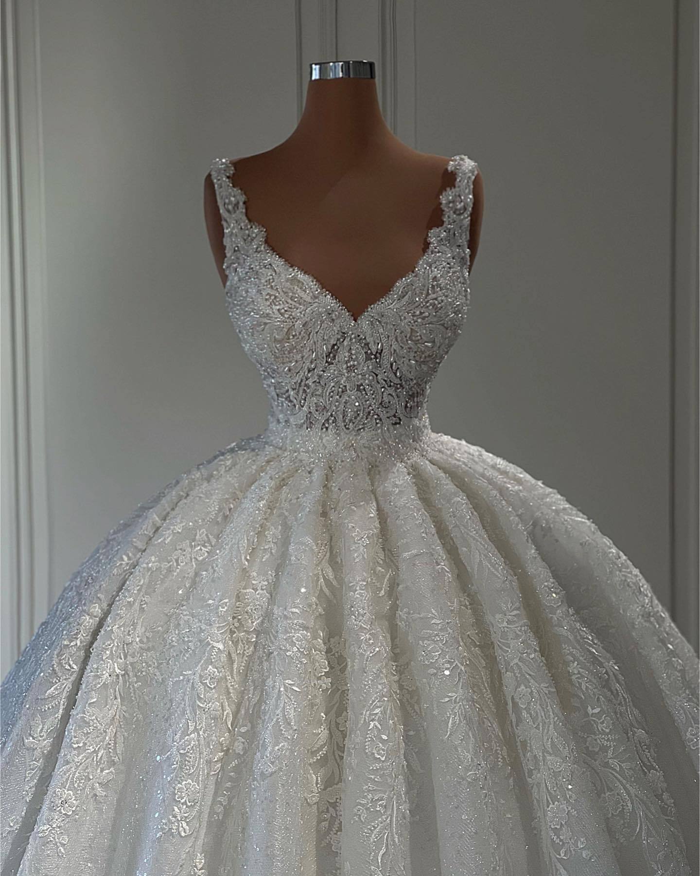 Sparkly Sequins V-Neck Ball Gown Sleeveless Lace Wedding Dresses with Appliques-newarrivaldress