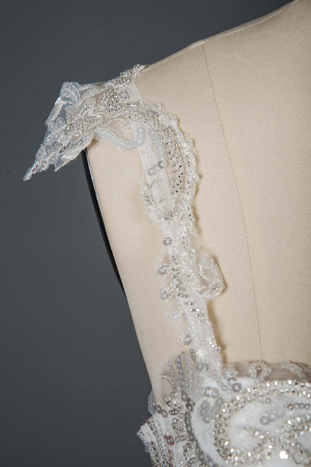 Spaghett Straps Sweetheart Aline Wedding Dress Sparkly Sequins Bridal Gown-newarrivaldress