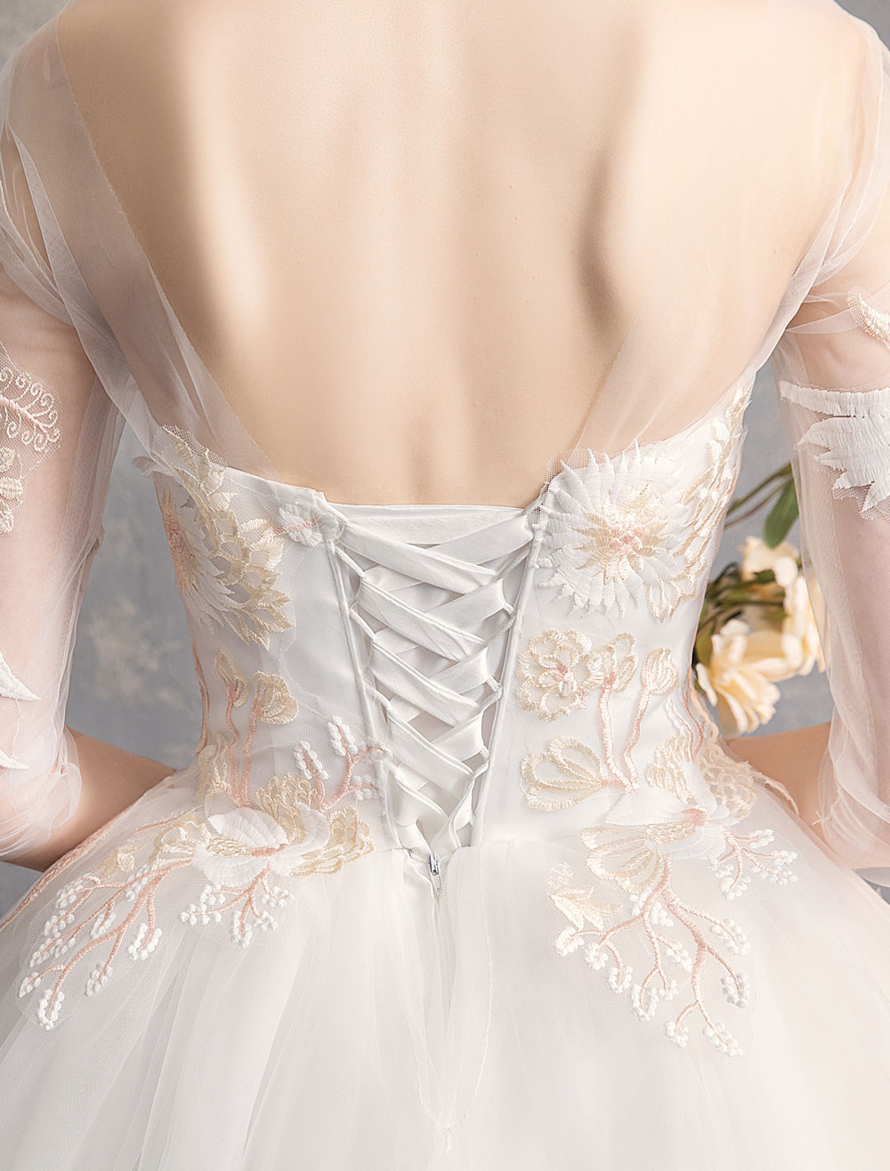 Ball-Gown-Princess-Wedding-Dresses-Ivory-Half-Sleeve-Backless-Applique-Bridal-Dress-newarrivaldress