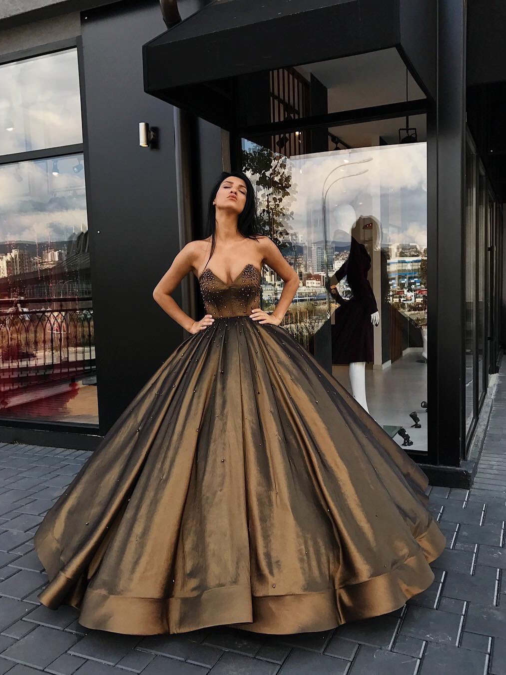 Sleeveless Ball-Gown Beaded Sweetheart Luxury Prom Dresses-newarrivaldress