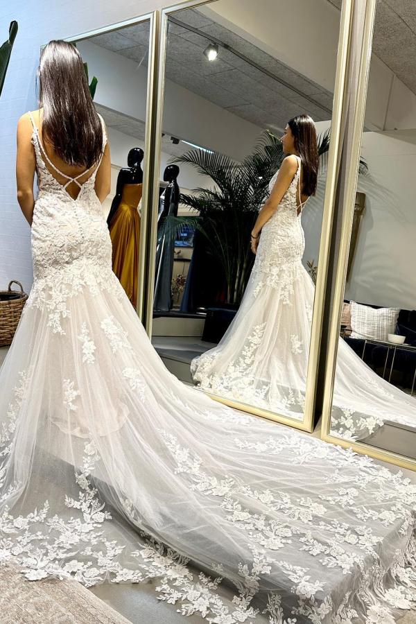 Elegant V-Neck Tulle Mermaid Bridal Gown Sleeveless Floral Lace Wedding Dress-newarrivaldress
