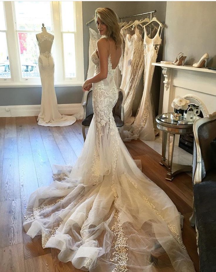 Sexy Spaghetti Straps Lace Charming Tulle Button Mermaid Wedding Dresses-newarrivaldress