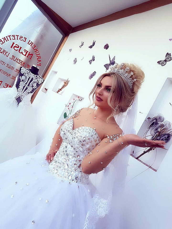 Brilliant Jewel Long Sleeve Crystals Ball Gown Wedding Dresses-newarrivaldress