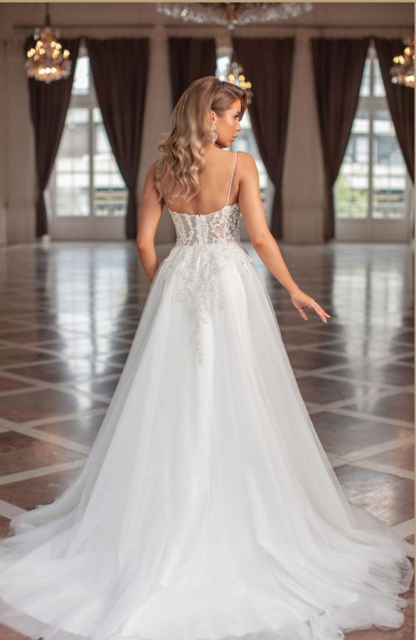Spaghetti Straps Sleeveless Sweetheart A-Line Lace Wedding Dress-newarrivaldress
