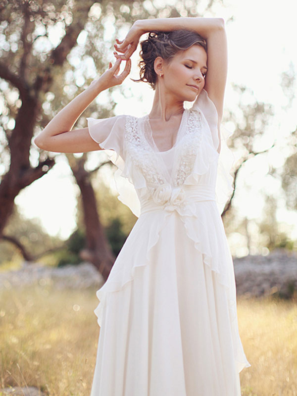 Simple Wedding Dress A Line Designed Neckline Sleeveless Applique Chiffon Bridal Gowns-newarrivaldress