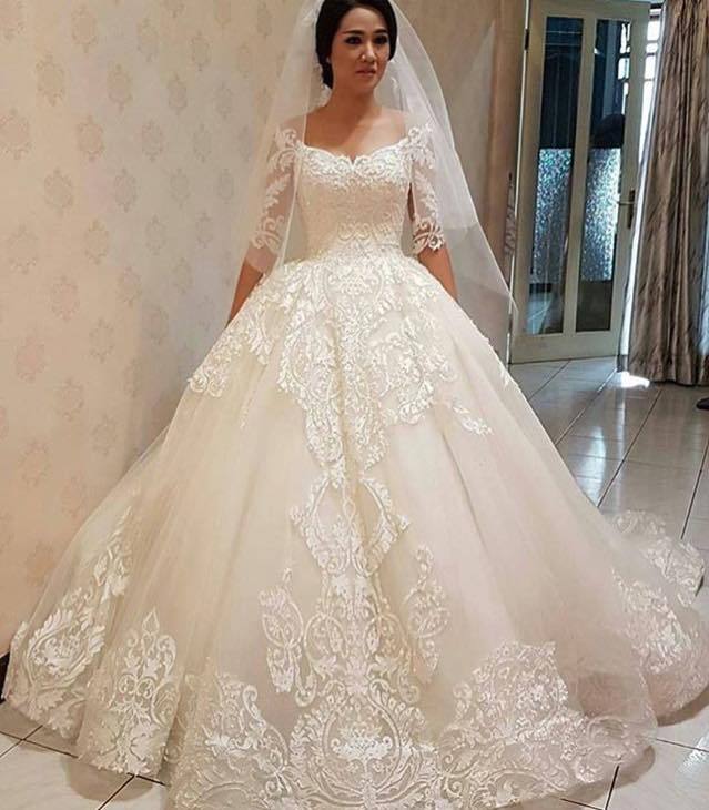 New Arrival Lace Off The Shoulder Half Sleeve Elegant Ball Gown Wedding Dresses-newarrivaldress