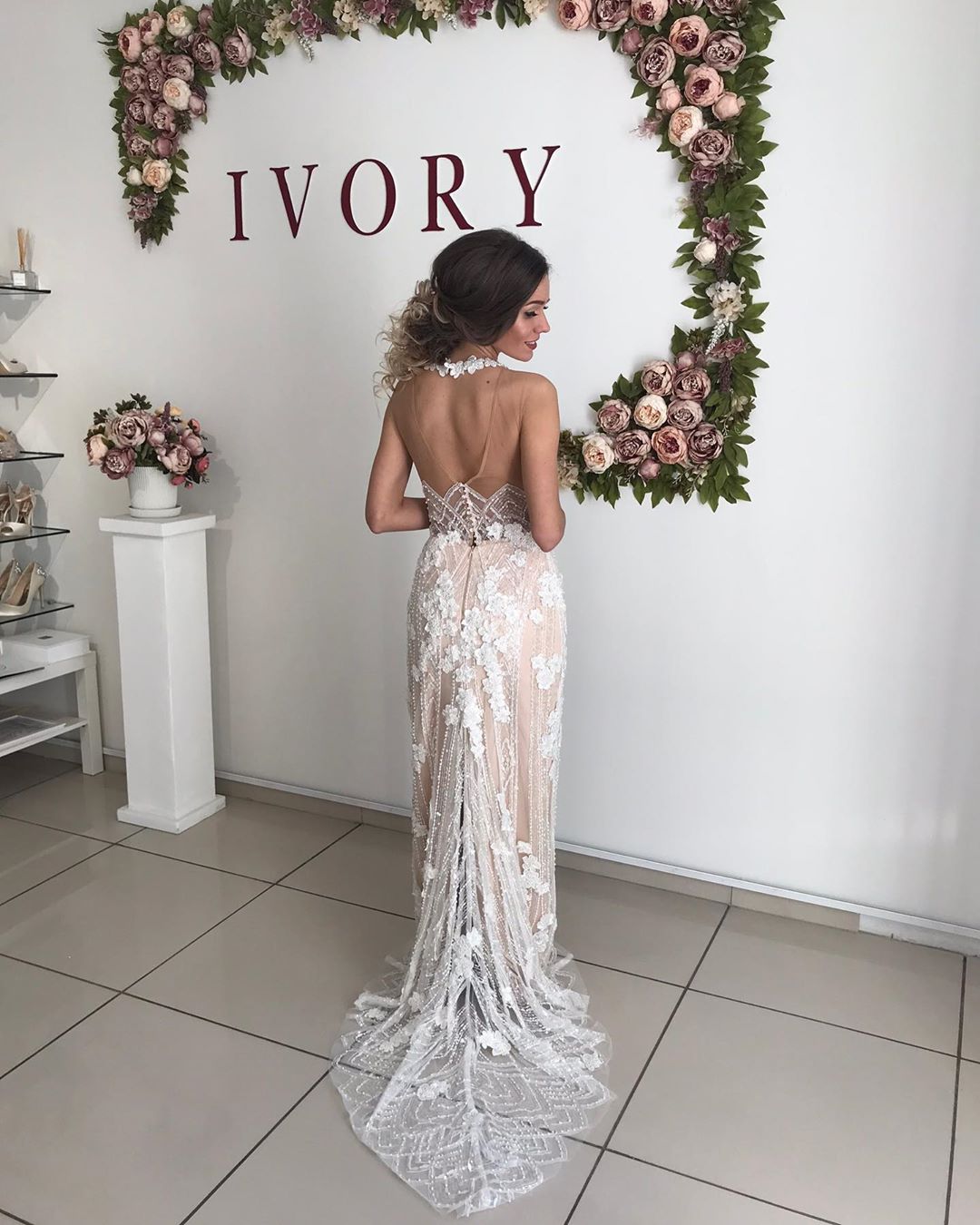 Flower Appliques Beading Halter Sheath Wedding Dresses | Backless Belt Bridal Gowns with Detachable Skirt-newarrivaldress