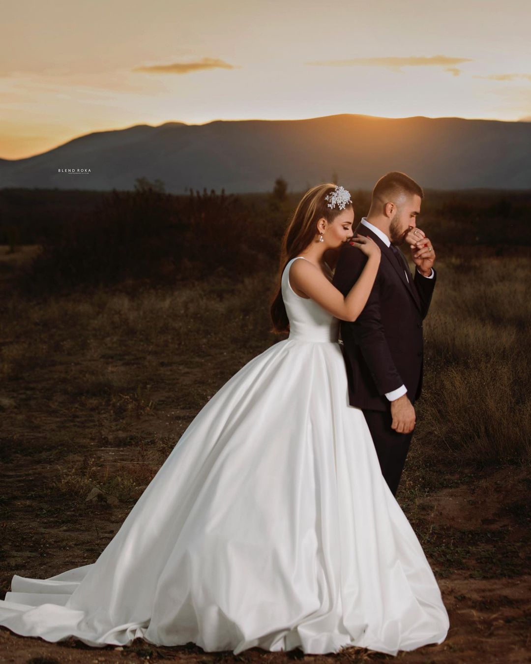 Simple White Aline Wedding Dress with Straps Sleeveless Bridal Dress-newarrivaldress