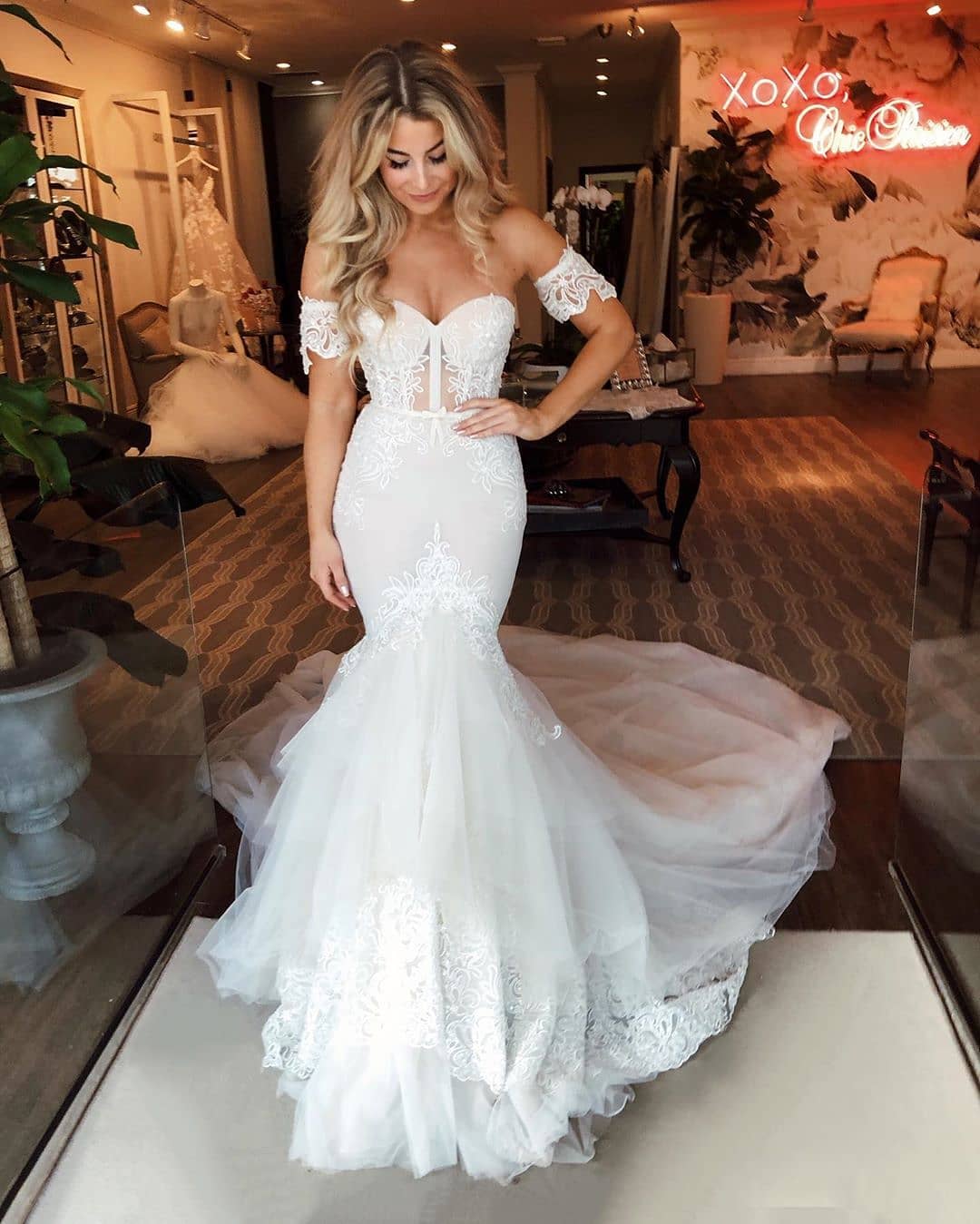 Off-the-shoulder Puffy Tulle Wedding Dresses | Appliques Mermaid Sweep Train Bridal Gowns-newarrivaldress