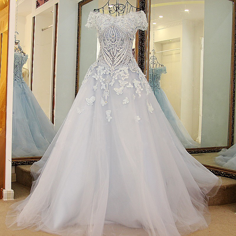 Court Train Off-The-Shoulder A-Line Applique Tulle Prom Dresses