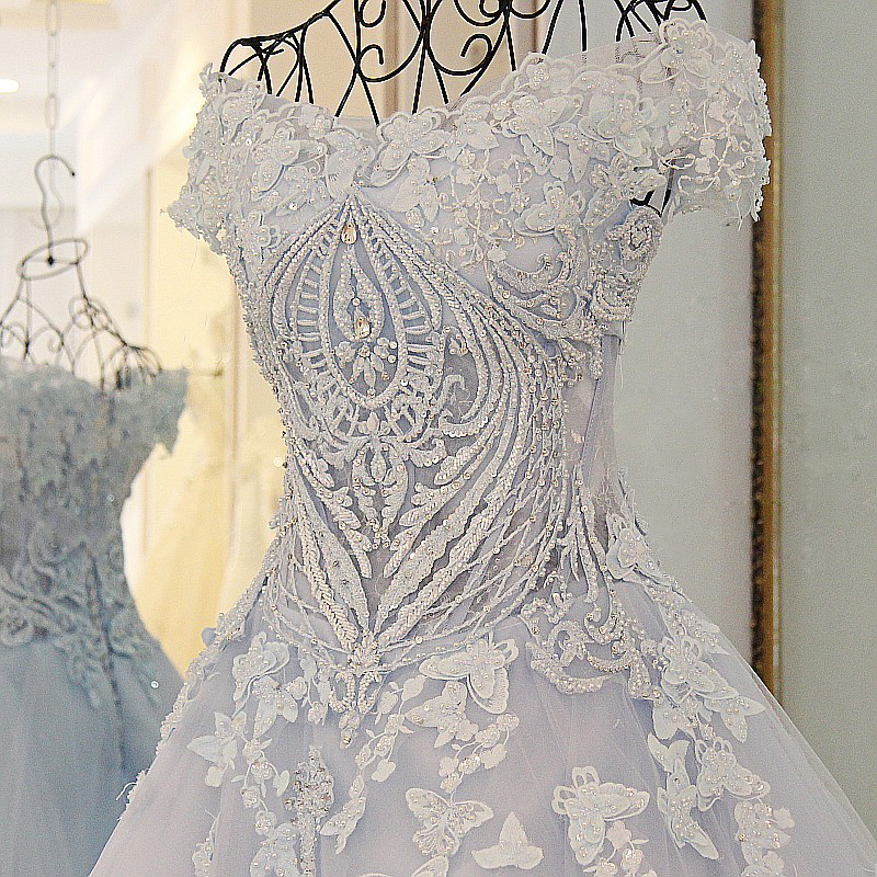 Court Train Off-The-Shoulder A-Line Applique Tulle Prom Dresses