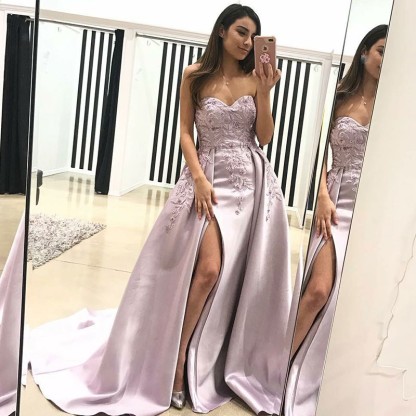 Gorgeous Sweetheart Evening Dress | 2021 Lace Appliques Prom Dress With Slit BA9853