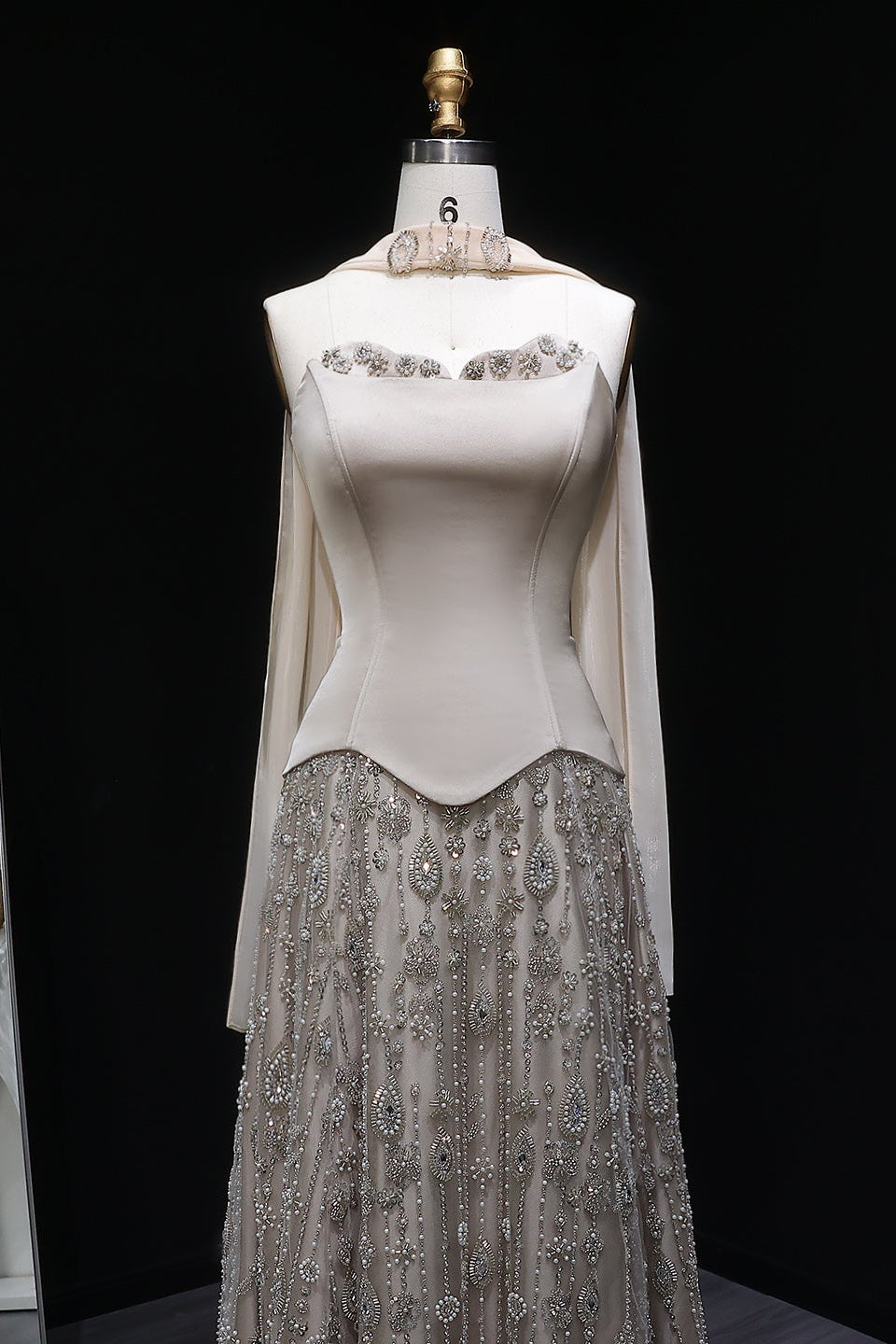 Strapless Satin Floor-Length A-Line Prom Dress with Beasings