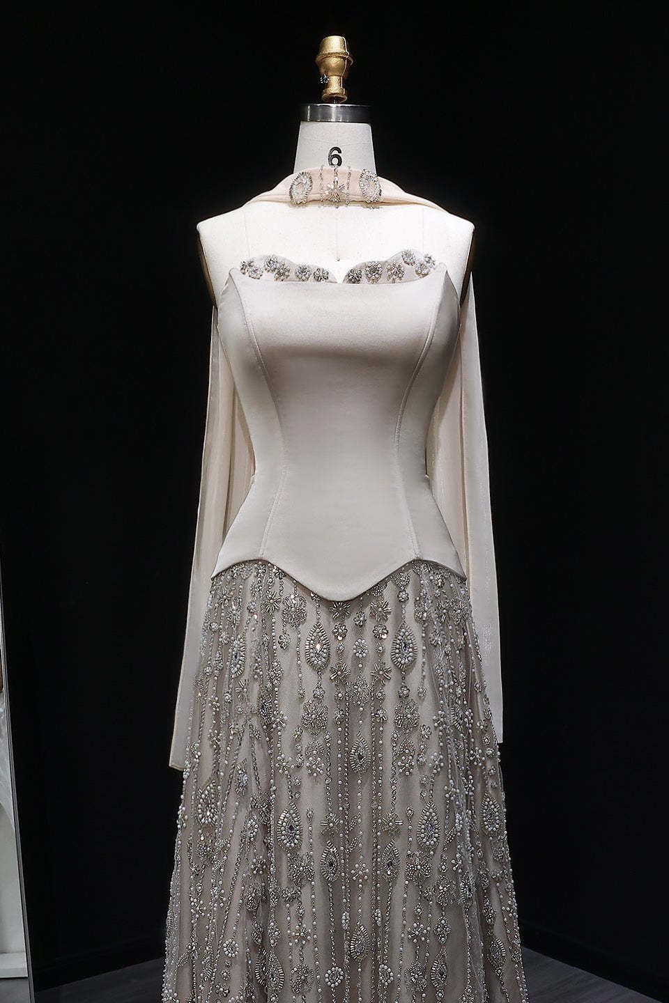 Strapless Satin Floor-Length A-Line Prom Dress with Beasings