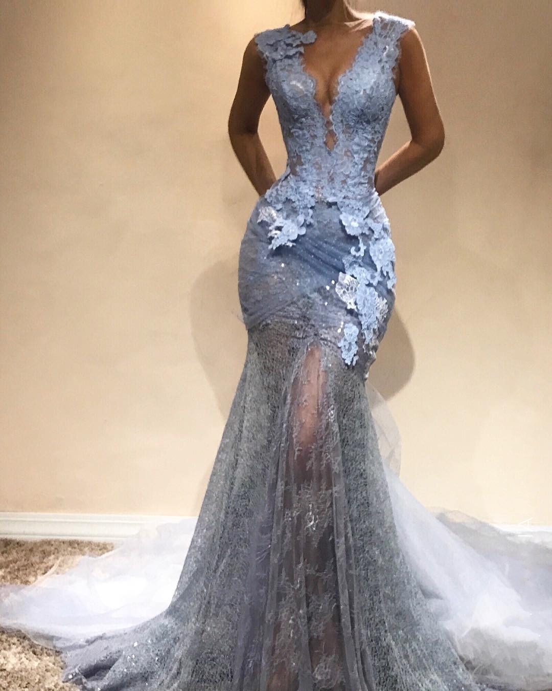 Glamorous V-Neck Sexy Mermaid Prom Dresses | Sleeveless Tulle Appliques Evening Gowns