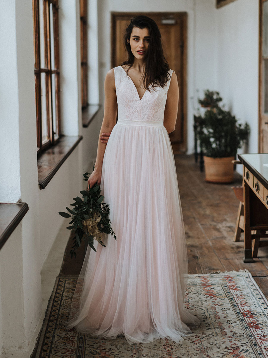Simple Wedding Dress Backless Bridal Gowns Chiffon V-Neck A-Line Bridal Dresses-newarrivaldress