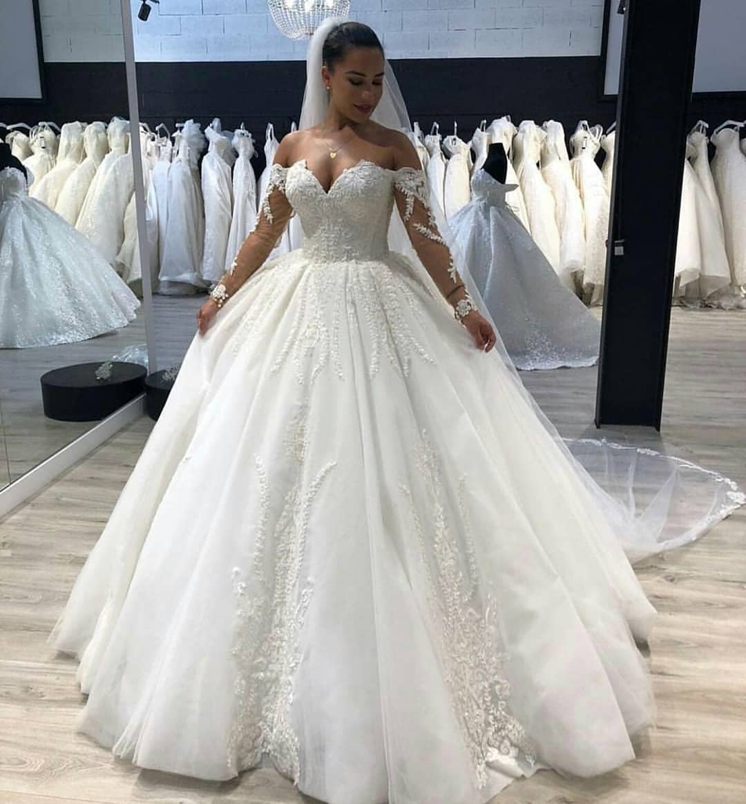 New Arrival Long Sleeve Ball Gown Wedding Dresses | Online Fluffy Tulle Appliques Bridal Gowns-newarrivaldress