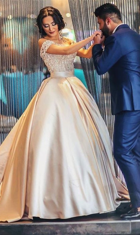 Delicate Ball Gown Off-the-shoulder Lace Appliques Evening Dress | Plus Size Prom Dress-newarrivaldress