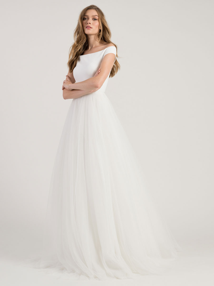 White Simple Wedding Dress A-Line Bateau Neck Off-Shoulder Sleeveless Natural Waistline Pleated Tulle Bridal Dresses-newarrivaldress