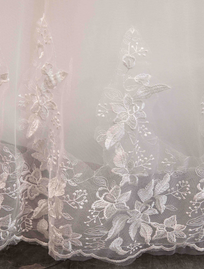 Tulle Wedding Dresses Princess Bridal Gown Off The Shoulder Lace Applique Floor Length Ball Gown Bridal Dress-newarrivaldress