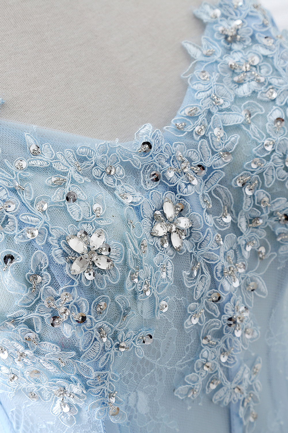 Strapless Fluffy Tulle Sky Blue Formal Dresses | Lace Appliques Evening Gowns-newarrivaldress