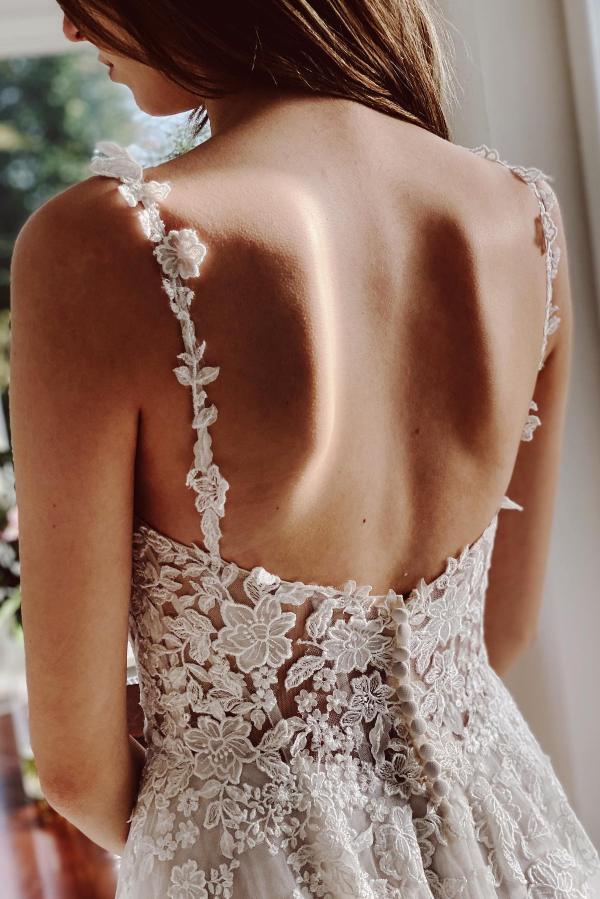 White Floral Lace Wedding Dress Aline Tulle Garden Bridal Dress-newarrivaldress