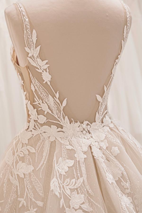Sleeveless Tulle Aline Wedding Dress Lace Appliques Simple Wedding Gown-newarrivaldress
