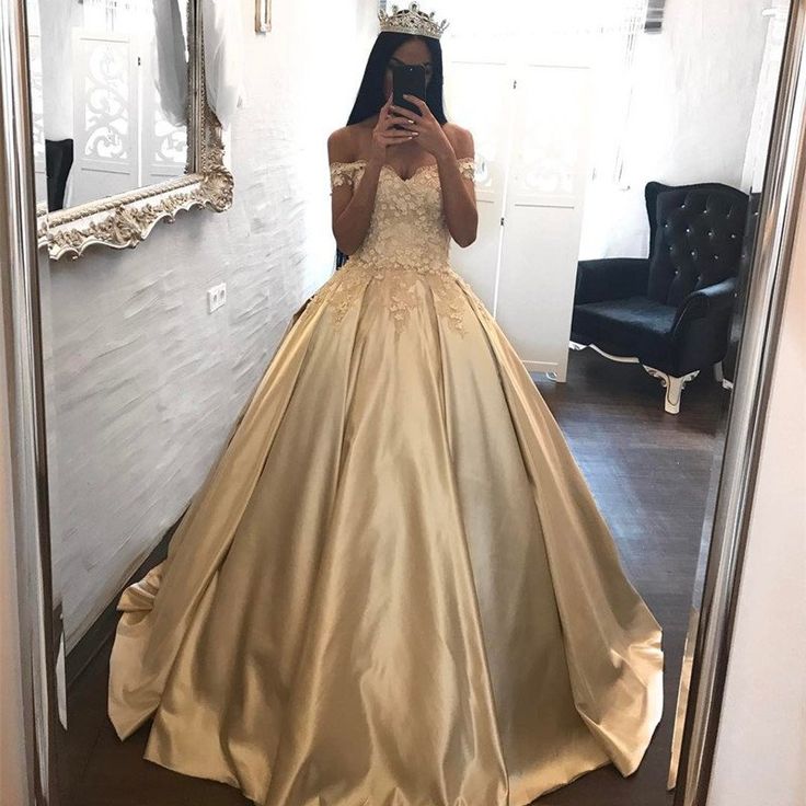 Off The Shoulder Champagne Gold Ball Gowns Formal Dress Appliques Quinceanera Dresses FB0212-newarrivaldress