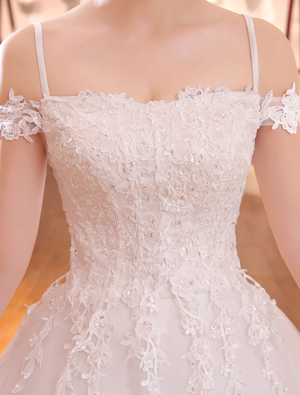 Princess-Wedding-Dresses-Off-The-Shoulder-Bridal-Dress-Straps-Lace-Applique-Beading-Wedding-Gown-With-Long-Train-newarrivaldress