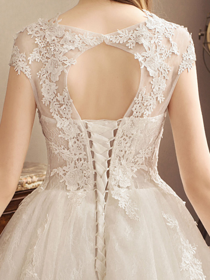 Lace Wedding Dresses Princess Bridal Gown Ivory Jewel Neck Short Sleeve Bridal Dress With Train-newarrivaldress